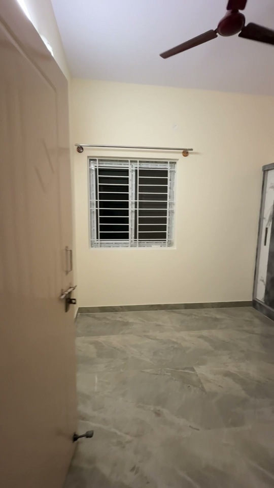 Original video, Front bedroom