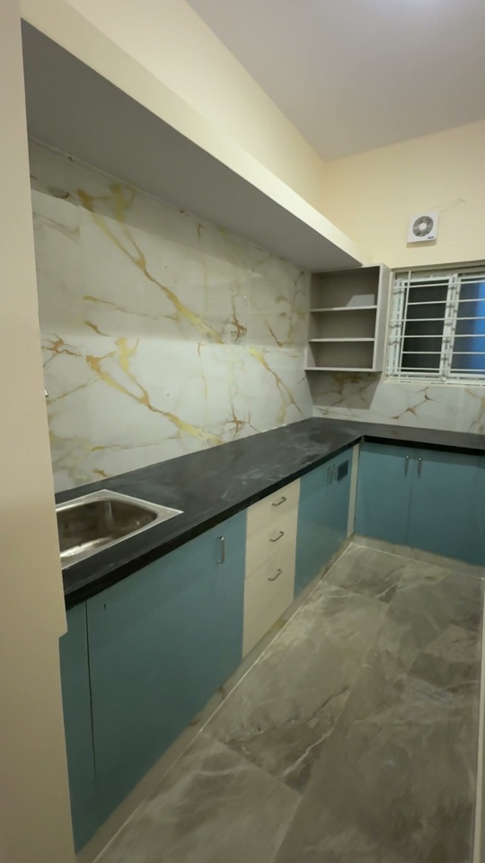 Original video, Kitchen